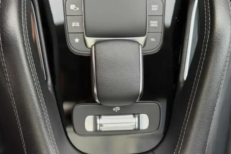 Mercedes-Benz GL 320 din 2021 cu 73.000 km - oferta MER209868 - foto 26
