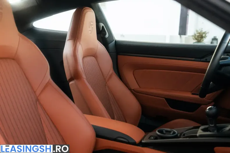 Porsche 911 din 2025 cu 4.450 km - oferta POR209875 - foto 31