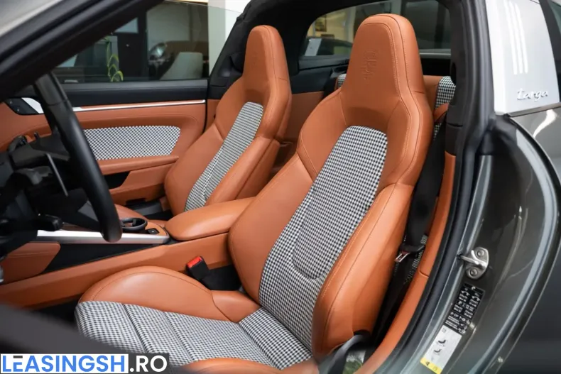 Porsche 911 din 2023 cu 11.900 km - oferta POR209876 - foto 9