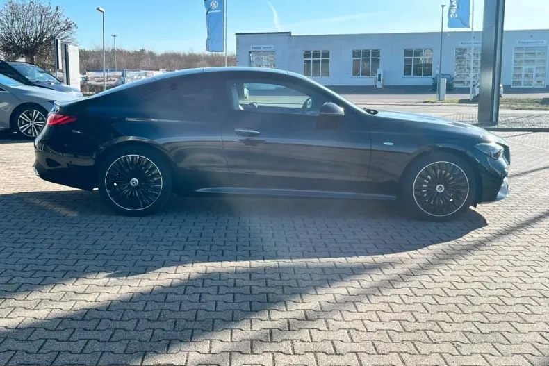 Mercedes-Benz CLE 300 (Clasa CLE) din 2025 cu 16.207 km - oferta MER209884 - foto 4