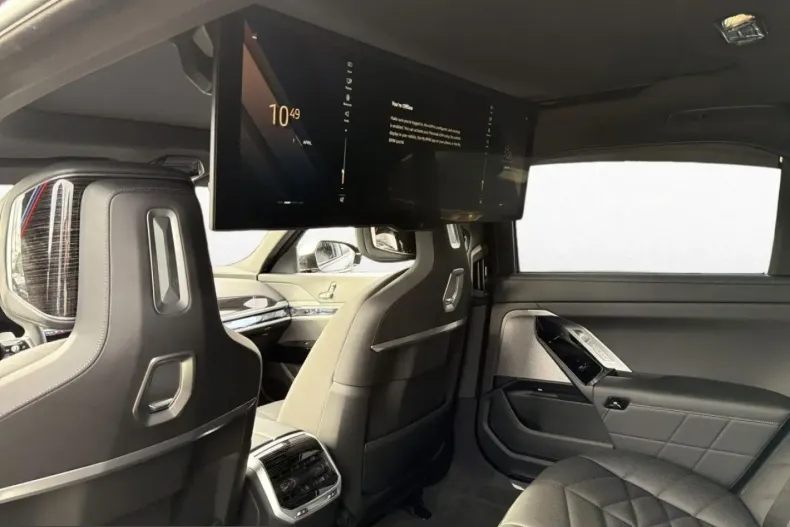 BMW 740 (Seria 7) din 2025 cu 14.384 km - oferta BMW209896 - foto 12