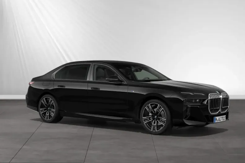 BMW 740 (Seria 7) din 2025 cu 5.200 km - oferta BMW209899 - foto 11