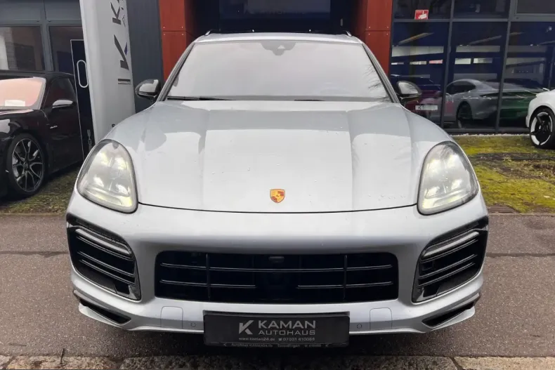 Porsche Cayenne din 2022 cu 9.500 km - oferta POR209901 - foto 2