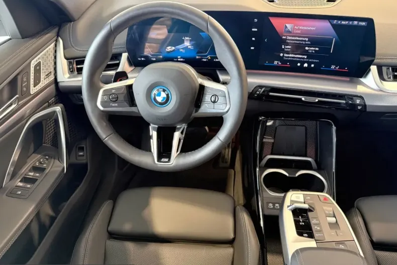 BMW iX1 (Seria X) din 2024 cu 48.000 km - oferta BMW209903 - foto 4