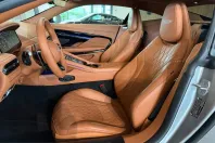 Aston Martin DB12 din 2025 cu 2.000 km - oferta AST209906 - foto 11