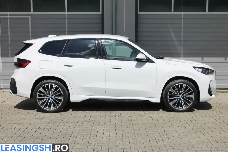 BMW iX1 (Seria X) din 2024 cu 23.829 km - oferta BMW209907 - foto 3