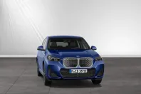 BMW iX1 (Seria X) din 2024 cu 23.990 km - oferta BMW209909 - foto 2