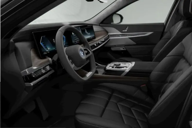 BMW 750 (Seria 7) din 2024 cu 39.975 km - oferta BMW209912 - foto 3
