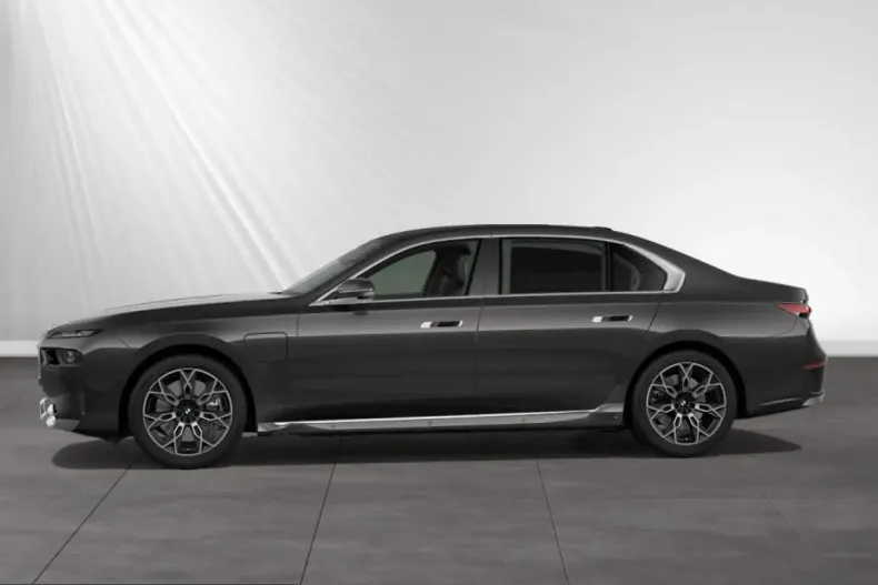 BMW 750 (Seria 7) din 2024 cu 39.975 km - oferta BMW209912 - foto 7