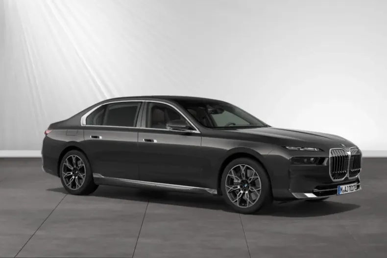 BMW 750 (Seria 7) din 2024 cu 39.975 km - oferta BMW209912 - foto 12