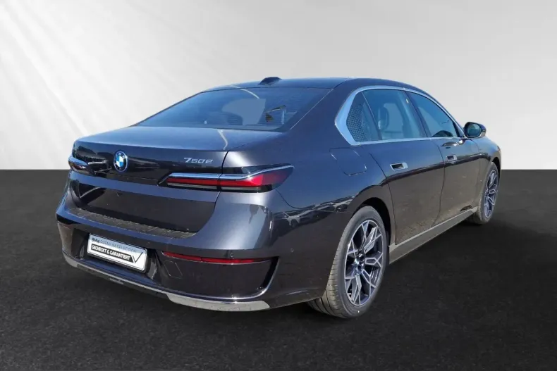 BMW 750 (Seria 7) din 2024 cu 4.500 km - oferta BMW209913 - foto 3