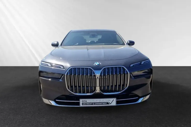 BMW 750 (Seria 7) din 2024 cu 4.500 km - oferta BMW209913 - foto 7