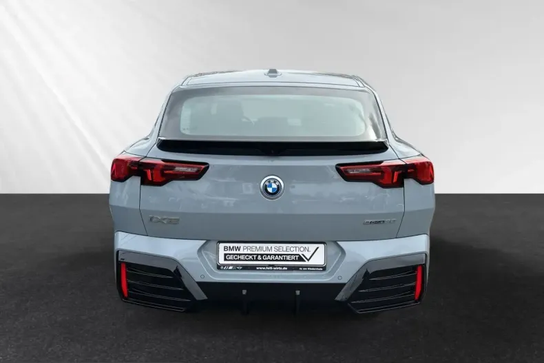 BMW iX2 (Seria X) din 2025 cu 21.990 km - oferta BMW209916 - foto 6