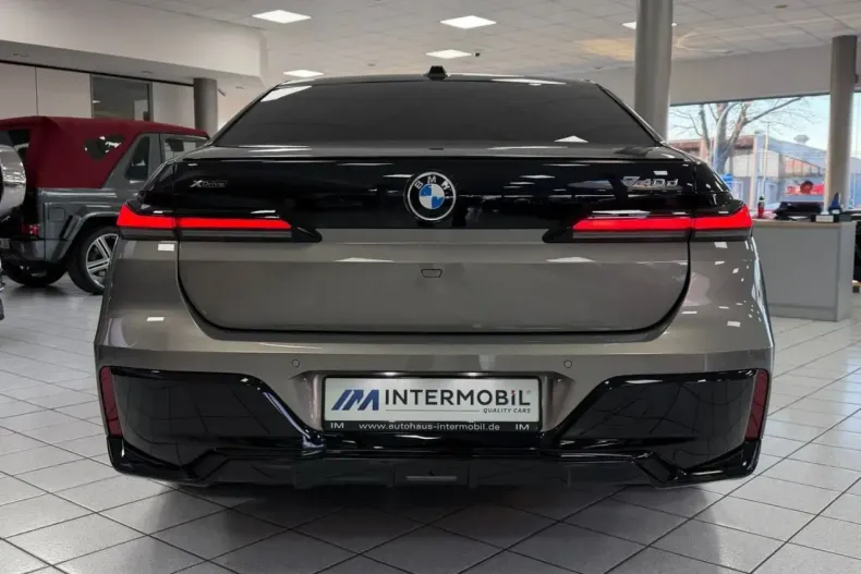 BMW 740 (Seria 7) din 2025 cu 12.235 km - oferta BMW209917 - foto 5