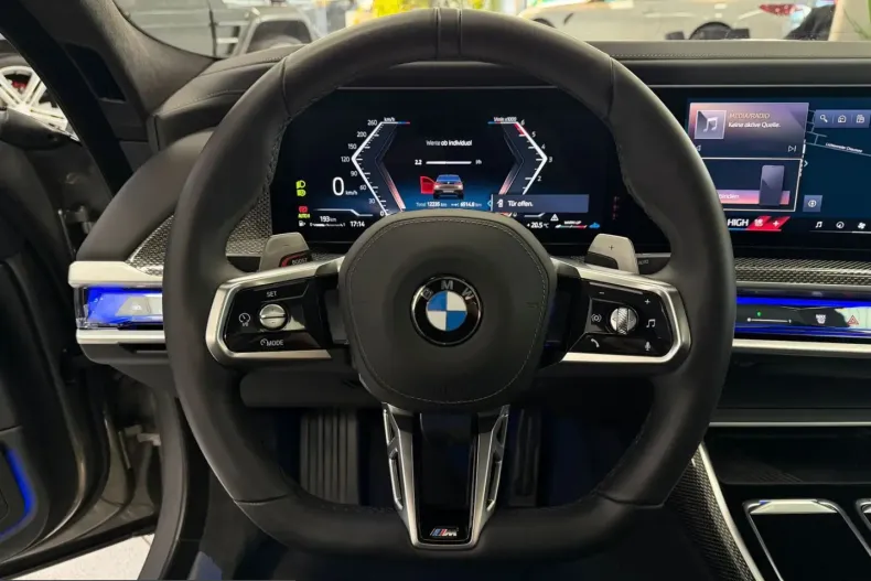 BMW 740 (Seria 7) din 2025 cu 12.235 km - oferta BMW209917 - foto 13