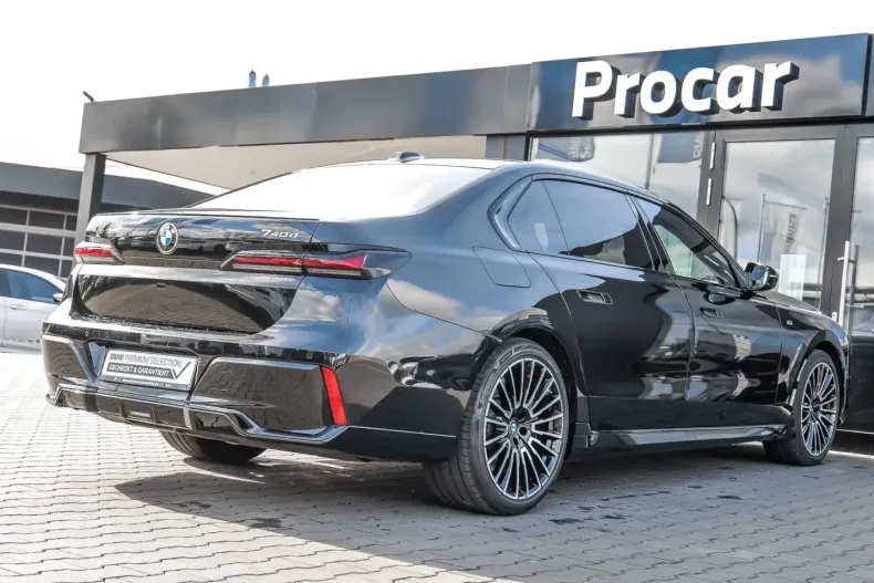 BMW 740 (Seria 7) din 2025 cu 18.550 km - oferta BMW209918 - foto 2