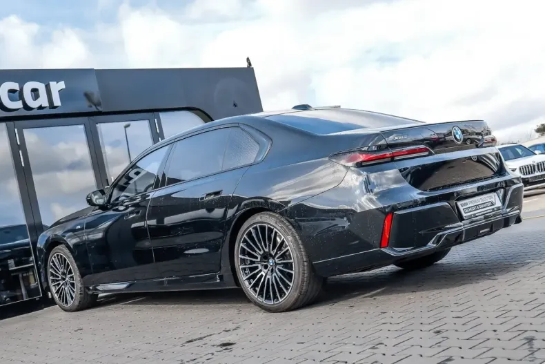 BMW 740 (Seria 7) din 2025 cu 18.550 km - oferta BMW209918 - foto 5