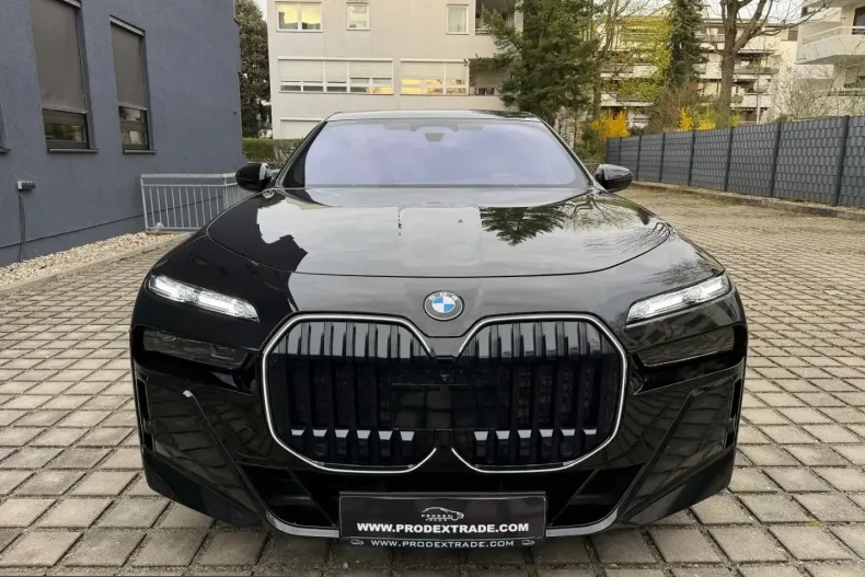 BMW 740 (Seria 7) din 2025 cu 2.000 km - oferta BMW209919 - foto 2