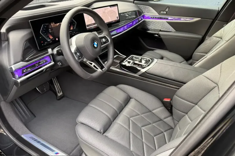 BMW 740 (Seria 7) din 2025 cu 2.000 km - oferta BMW209919 - foto 8