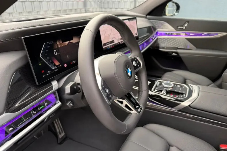 BMW 740 (Seria 7) din 2025 cu 2.000 km - oferta BMW209919 - foto 16