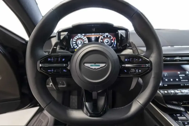 Aston Martin Vanquish din 2025 cu 10.600 km - oferta AST209920 - foto 28