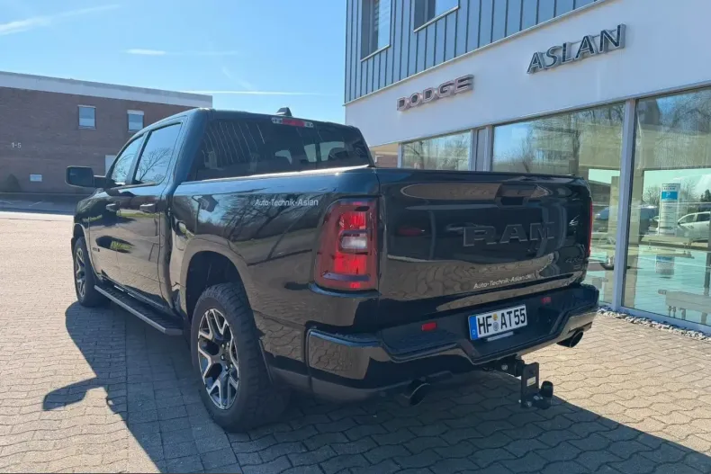 Dodge RAM din 2025 cu 1.760 km - oferta DOD209926 - foto 3