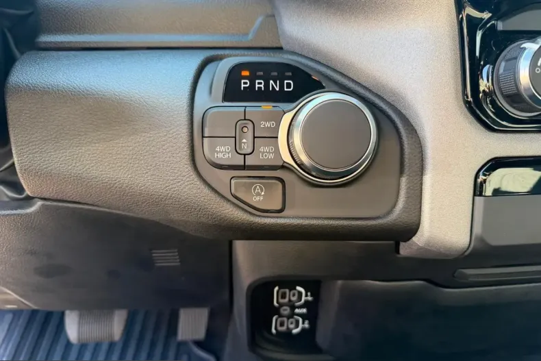 Dodge RAM din 2025 cu 1.760 km - oferta DOD209926 - foto 11