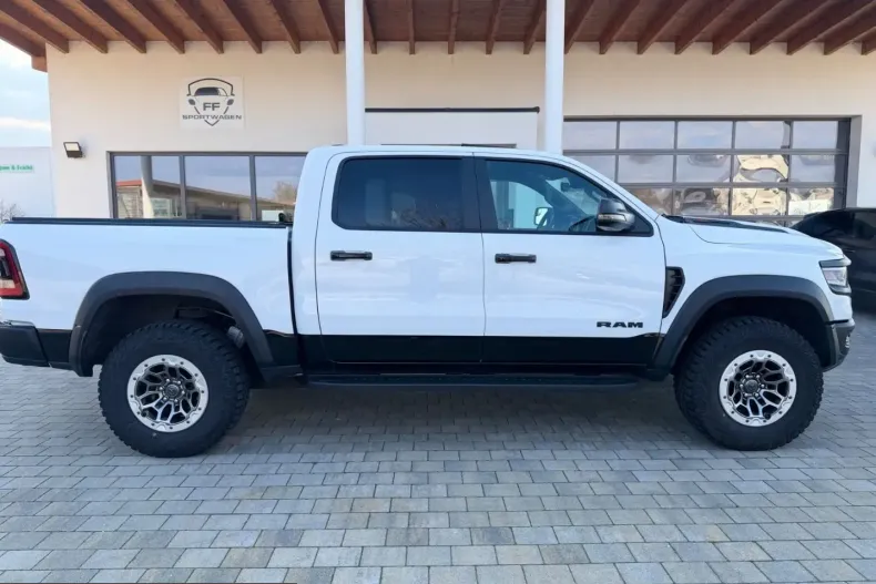 Dodge RAM din 2024 cu 22.900 km - oferta DOD209929 - foto 1