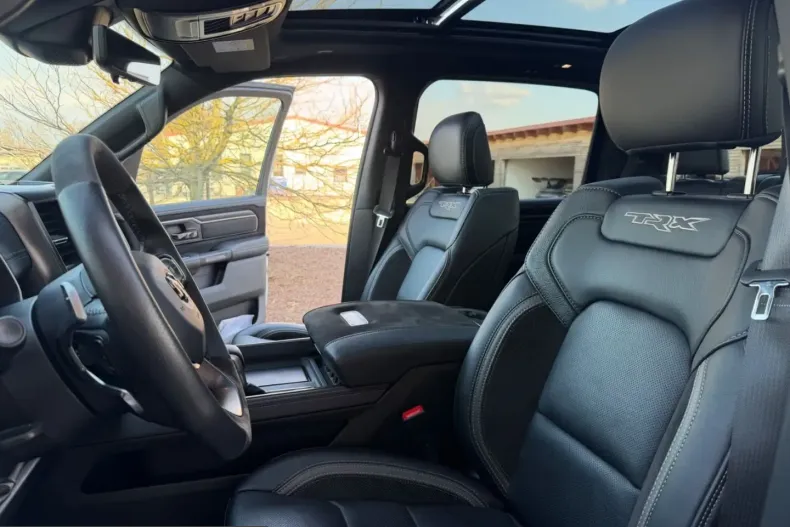 Dodge RAM din 2024 cu 22.900 km - oferta DOD209929 - foto 19