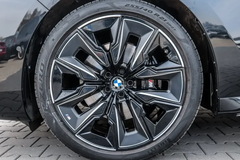 BMW 740 (Seria 7) din 2025 cu 14.550 km - oferta BMW209931 - foto 4