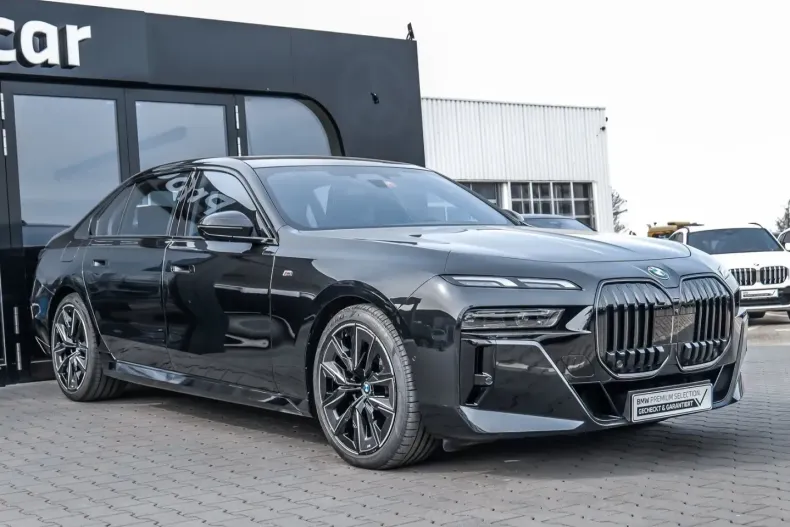 BMW 740 (Seria 7) din 2025 cu 14.550 km - oferta BMW209931 - foto 6