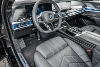 BMW 740 (Seria 7) din 2025 cu 14.550 km - oferta BMW209931 - foto 20