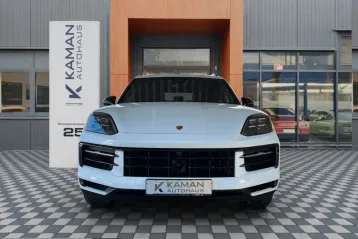 Porsche Cayenne din 2023 - oferta POR209933