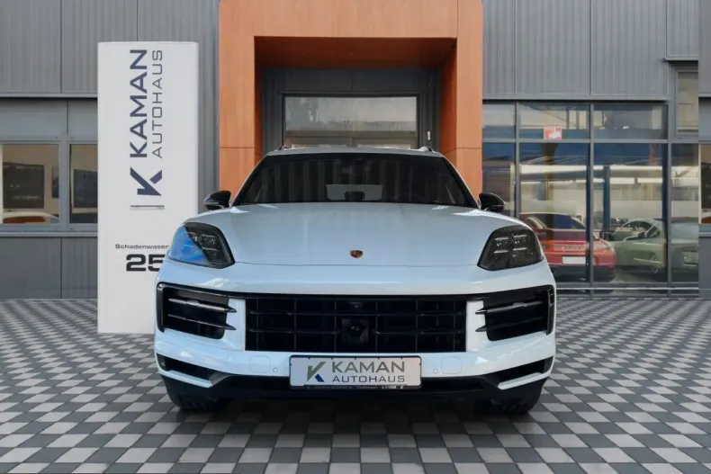Porsche Cayenne din 2023 cu 17.800 km - oferta POR209933 - foto 1
