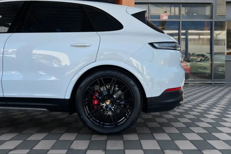 Porsche Cayenne din 2023 cu 17.800 km - oferta POR209933 - foto 11