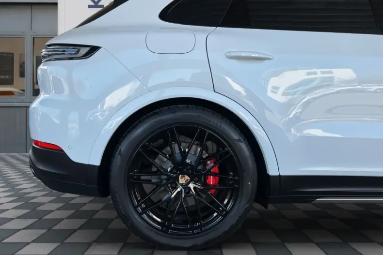 Porsche Cayenne din 2023 cu 17.800 km - oferta POR209933 - foto 12