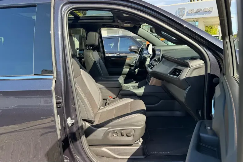 Chevrolet Suburban din 2024 cu 26.632 km - oferta CHE209937 - foto 14