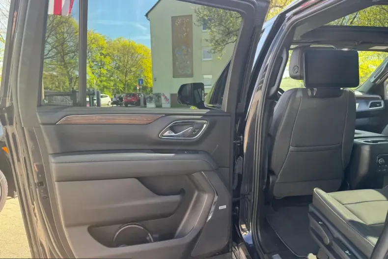 Chevrolet Suburban din 2024 cu 26.632 km - oferta CHE209937 - foto 16