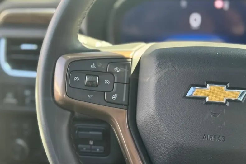 Chevrolet Suburban din 2024 cu 26.632 km - oferta CHE209937 - foto 23