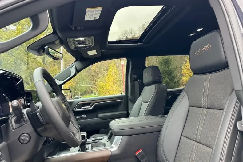 Chevrolet Silverado din 2025 cu 11.500 km - oferta CHE209939 - foto 2