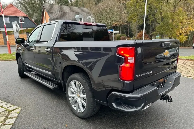 Chevrolet Silverado din 2025 cu 11.500 km - oferta CHE209939 - foto 35