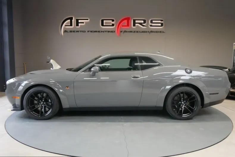 Dodge Challenger din 2025 cu 4.976 km - oferta DOD209941 - foto 2