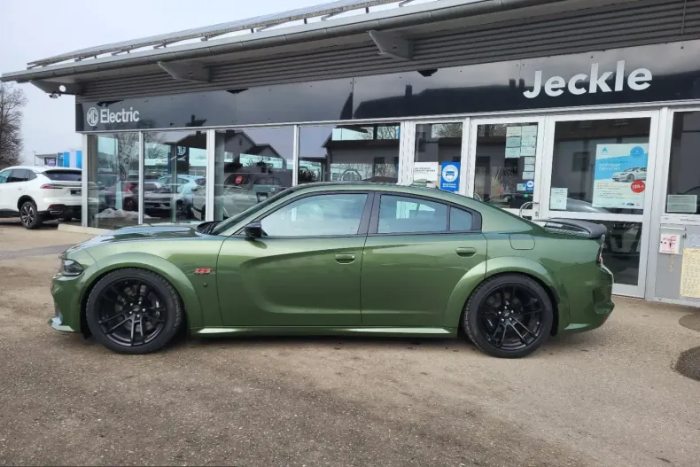 Dodge Charger din 2024 cu 14.800 km - oferta DOD209943 - foto 3