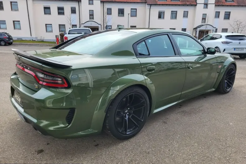 Dodge Charger din 2024 cu 14.800 km - oferta DOD209943 - foto 5