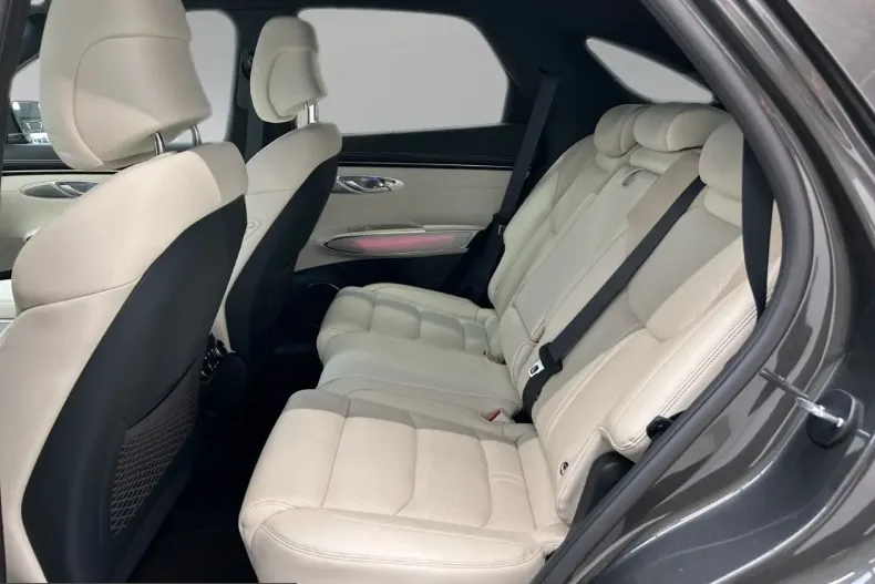Genesis GV70 din 2025 cu 2.890 km - oferta GEN209947 - foto 14