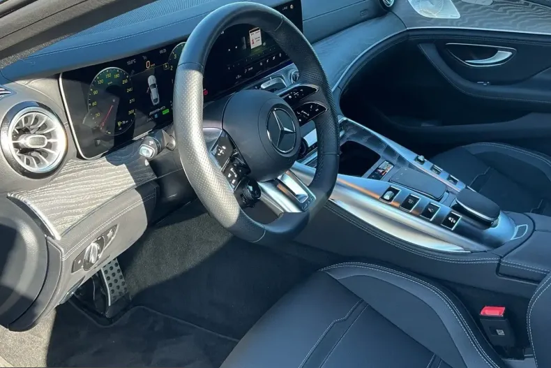 Mercedes-Benz AMG GT (Clasa GT) din 2023 cu 17.501 km - oferta MER209950 - foto 9