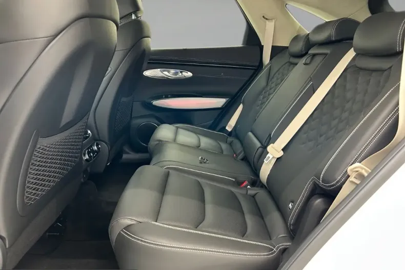 Genesis GV70 din 2025 cu 1.391 km - oferta GEN209951 - foto 14