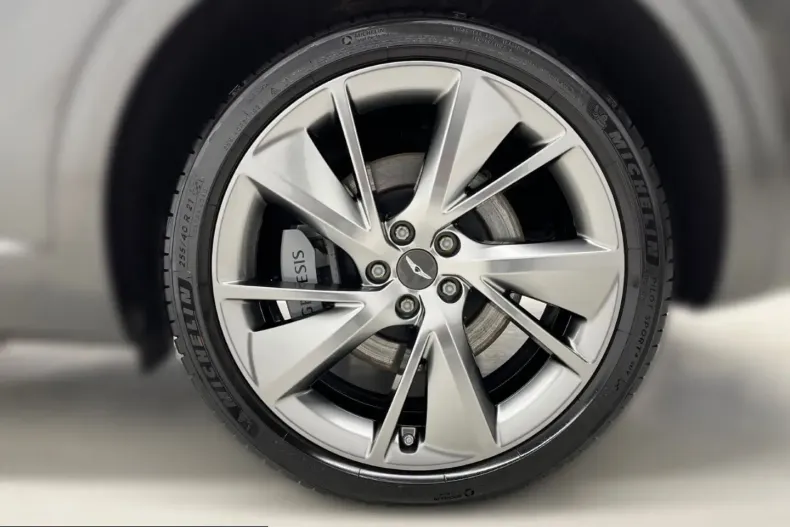 Genesis GV70 din 2025 cu 19.950 km - oferta GEN209953 - foto 9