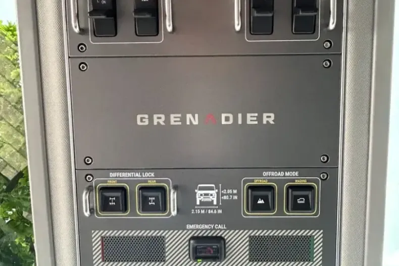 INEOS Grenadier din 2025 cu 9.500 km - oferta INE209961 - foto 13