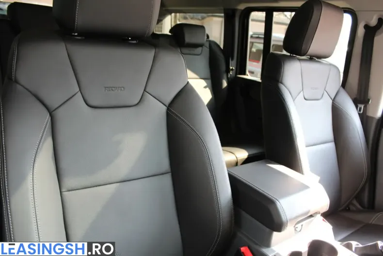INEOS Grenadier din 2025 cu 3.470 km - oferta INE209962 - foto 19